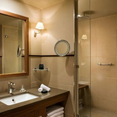 Отель Sofitel Lyon Bellecour Франция, Лион - 2 отзыва об отеле, цены и фото номеров - забронировать отель Sofitel Lyon Bellecour онлайн ванная