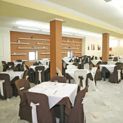 Hotel ELE La Perla фото 2