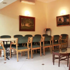 Отель Pee Fifty One House питание