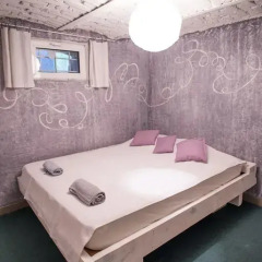 Отель Canape Connection Guest House Стандартный номер с двуспальной кроватью (общая ванная комната) фото 5