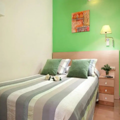 Отель Hostal Felipe 2 Стандартный номер с двуспальной кроватью (общая ванная комната) фото 4