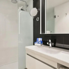 Tryp Barcelona Apolo Hotel 4* Номер категории Премиум с двуспальной кроватью фото 6