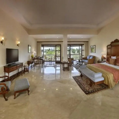Отель The LaLiT Golf & Spa Resort Goa 5* Люкс с различными типами кроватей фото 5