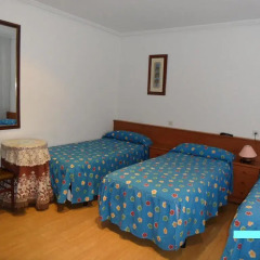 Отель Guest house A-Madrid Испания, Сантандер - отзывы, цены и фото номеров - забронировать отель Guest house A-Madrid онлайн детские мероприятия фото 2