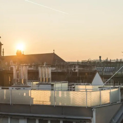 Отель Penthouse Stephansplatz Люкс с различными типами кроватей фото 41