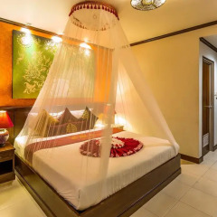 Tanawan Phuket Hotel 3* Улучшенный номер с двуспальной кроватью
