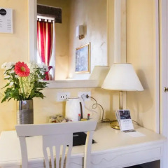 Отель Domus Trevi 3* Стандартный номер с различными типами кроватей фото 29