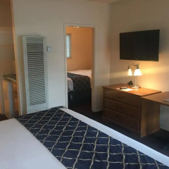 Отель The Palomar Inn комната для гостей фото 4