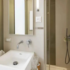 Отель NH Milano Palazzo Moscova 4* Стандартный номер с различными типами кроватей фото 5