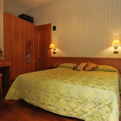 Hotel Ambrosi Фьюджи комната для гостей