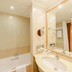 Корстон Роял Отель Казань 5* Номер Делюкс с разными типами кроватей фото 2