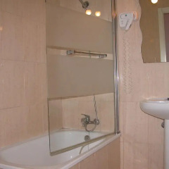 Отель Hostal Pizarro ванная фото 2