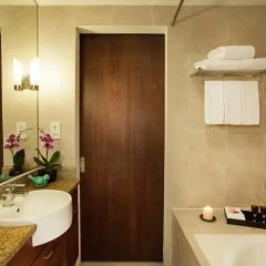 Отель Somerset West Lake Hanoi 4* Представительский номер с различными типами кроватей фото 2