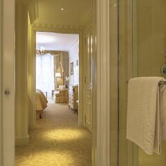 Four Seasons Hotel George V Paris ванная