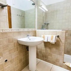 Отель Apartamentos Tramuntana Апартаменты с различными типами кроватей фото 12