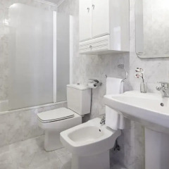 Апартаменты Marina Playa Apartment by FeelFree Rentals ванная