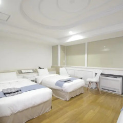 Hotel Imalle Yokohama Isezakicho - Hostel Номер Делюкс с различными типами кроватей фото 2