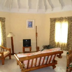 Отель The Crest Conference & Retreat Center 3* Вилла с различными типами кроватей фото 4