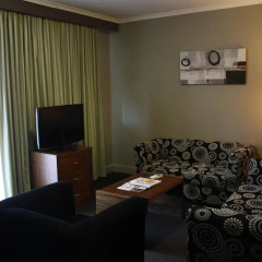 Quality Hotel Dickson 4* Стандартный номер с различными типами кроватей
