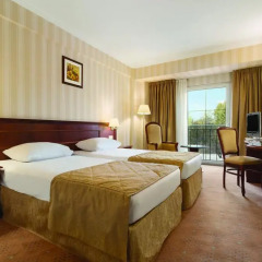 Ramada Hotel & Suites Bucharest North комната для гостей фото 4