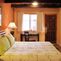 Отель Coast Inn and Spa Fort Bragg 2* Стандартный номер с различными типами кроватей фото 4