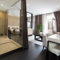 Отель Dominic & Smart Luxury Suites Republic Square 4* Представительский люкс с различными типами кроватей фото 4