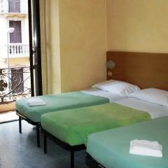 Hostel Verona Стандартный номер с различными типами кроватей фото 2
