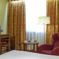 Senator Barcelona Spa Hotel 4* Улучшенный номер с различными типами кроватей фото 7