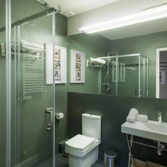 Отель BacHome Barcelona B&B ванная фото 4