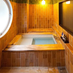 HOTEL Queens Bali бассейн