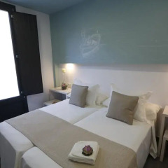 Отель Hostal la Pasajera Испания, Кониль-де-ла-Фронтера - отзывы, цены и фото номеров - забронировать отель Hostal la Pasajera онлайн комната для гостей фото 4