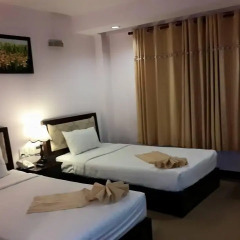 Dong Kinh A Hotel 3* Улучшенный номер с различными типами кроватей фото 10