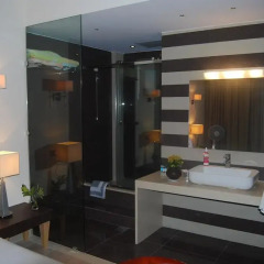 Отель Dali Luxury Rooms 3* Люкс с различными типами кроватей фото 9