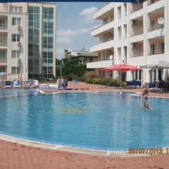 Отель Sarafovo Residence бассейн фото 3