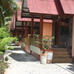 Отель D.R. Lanta Bay Resort 3* Бунгало с различными типами кроватей фото 10