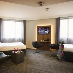 Отель Moxy London Excel комната для гостей