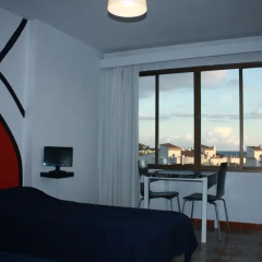 Отель Apartaments La Perla Negra Студия с различными типами кроватей фото 4
