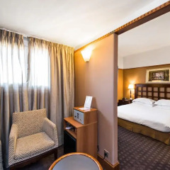Отель Best Western Hôtel Mercedes Arc de Triomphe 4* Стандартный номер с различными типами кроватей фото 2