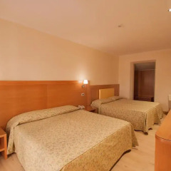 Hotel Laurentia 3* Стандартный номер с различными типами кроватей фото 25