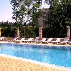 Апартаменты Menada Global Ville Apartments Солнечный берег бассейн фото 2