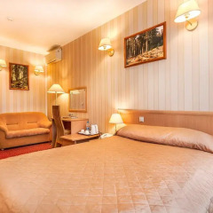 Гостиница Брайтон 4* Стандартный номер с двуспальной кроватью