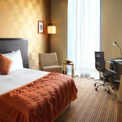 Radisson Blu Hotel, Dubai Media City 4* Улучшенный номер с различными типами кроватей
