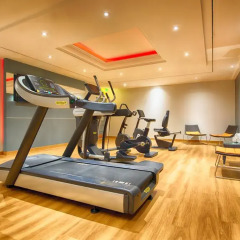 Leonardo Hotel Düsseldorf City Center фитнесс-зал