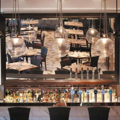 Singapore Marriott Tang Plaza Hotel гостиничный бар