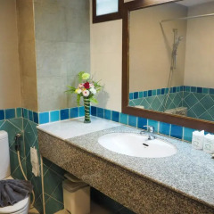 Отель Aonang Buri Resort 4* Улучшенный номер с различными типами кроватей фото 5