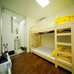 Отель 24 Guesthouse Seoul City Hall 2* Стандартный номер с двухъярусной кроватью фото 6