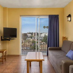 Отель Apartamentos Embajador Испания, Фуэнхирола - отзывы, цены и фото номеров - забронировать отель Apartamentos Embajador онлайн комната для гостей фото 3