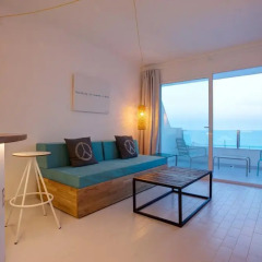 Отель Santos Ibiza Suites Полулюкс с различными типами кроватей фото 5