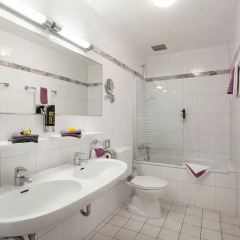 Best Western Ambassador Hotel 3* Стандартный номер с различными типами кроватей фото 2