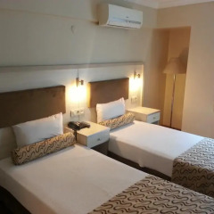 Grand Zeybek Hotel 3* Стандартный номер с двуспальной кроватью фото 2